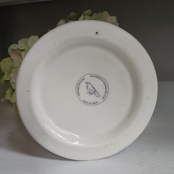 Anthropologie Monogram L-O-V-E Mug set - Picture 10 of 11